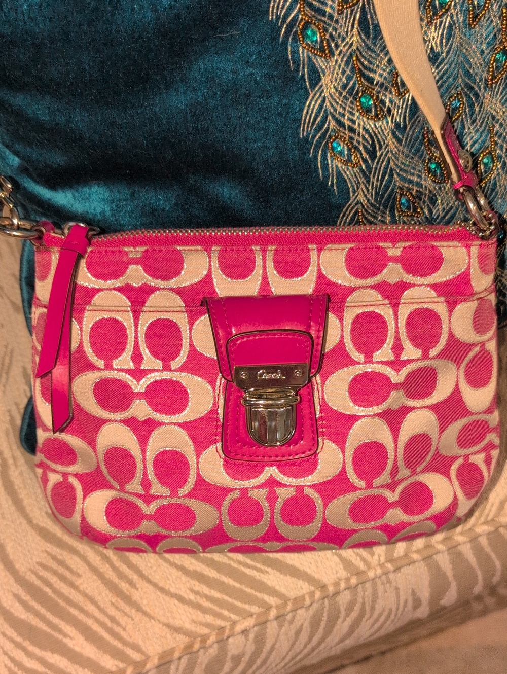 Coach Poppy Signature Metallic Swingback Crossbody Bag